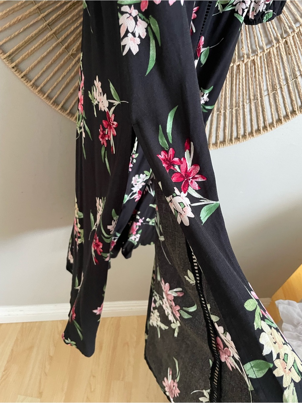 Lovestitch Floral V-Neck Maxi Duster Dress - Size L - Picture 8 of 8